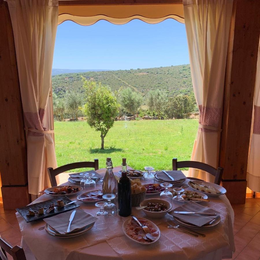 Agriturismo B&B Casteldoria Santa Maria  Ngoại thất bức ảnh