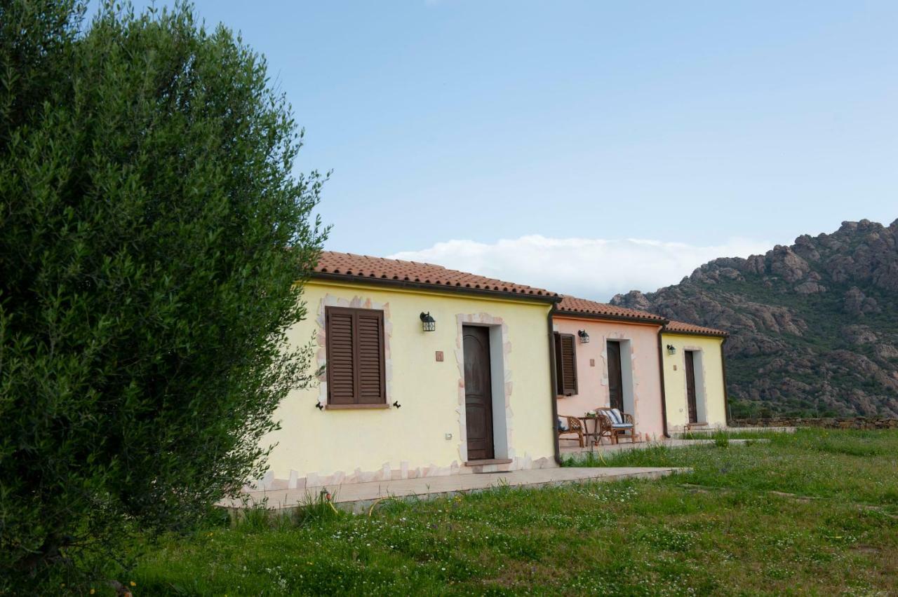 Agriturismo B&B Casteldoria Santa Maria  Ngoại thất bức ảnh