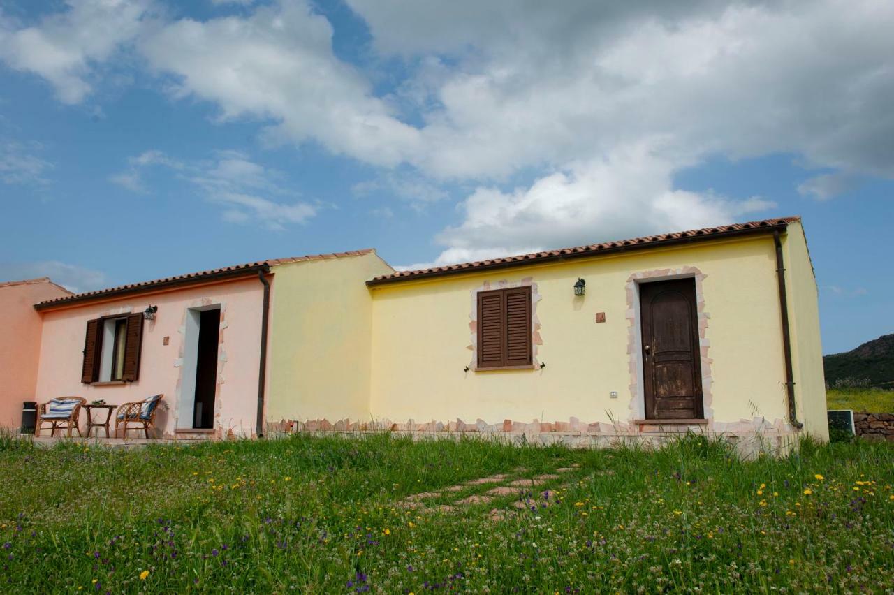 Agriturismo B&B Casteldoria Santa Maria  Ngoại thất bức ảnh